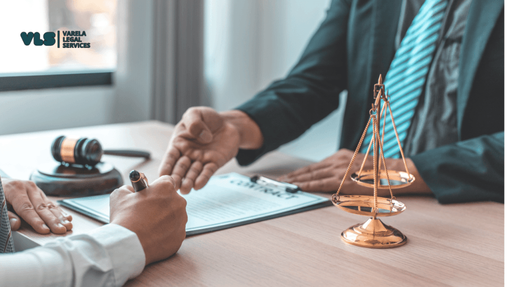 “Procuración Judicial para personas naturales en Ecuador, documento notariado con plena validez legal, servicio integral de Varela Legal Services con atención presencial y online.”